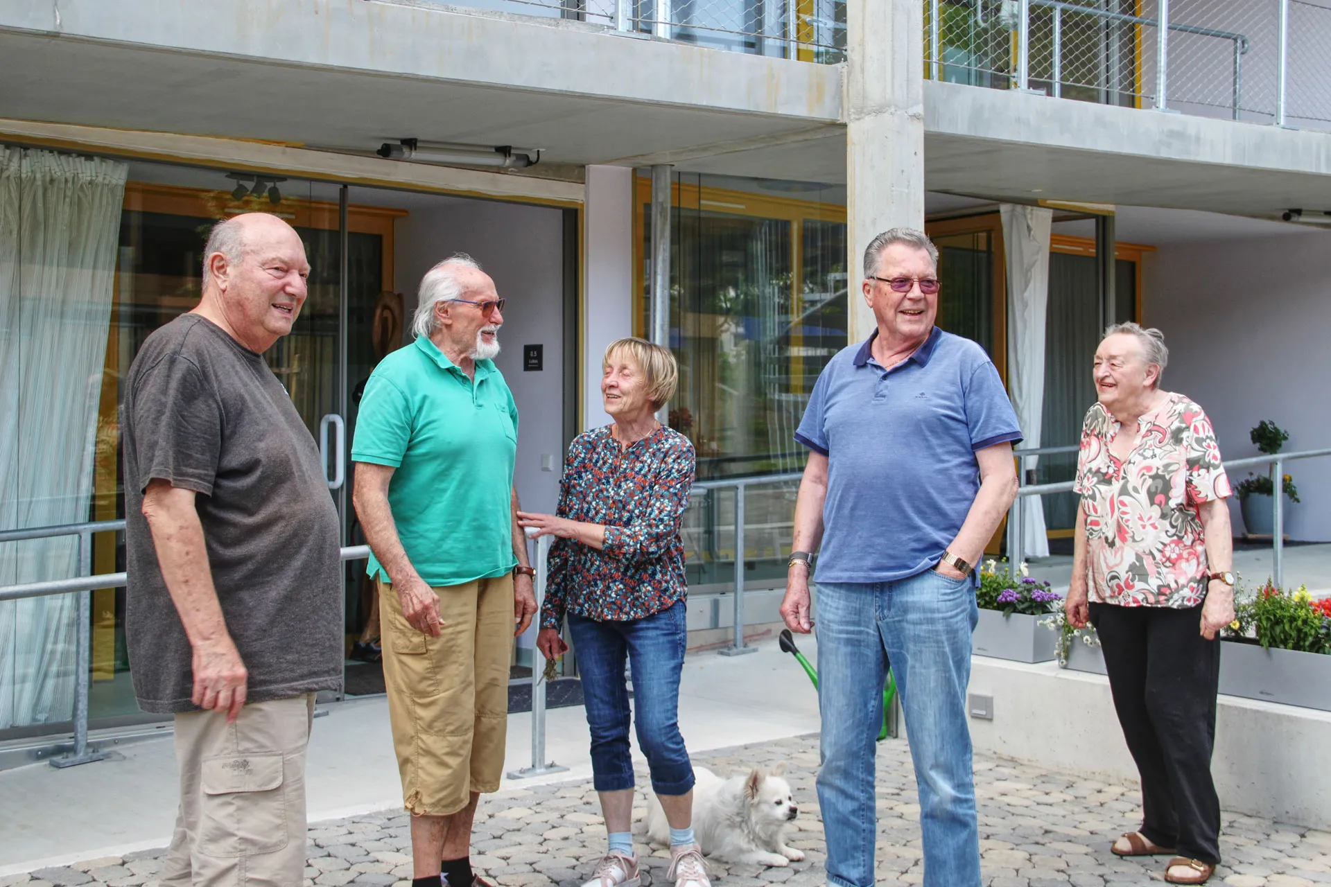 freundliche ältere Menschen